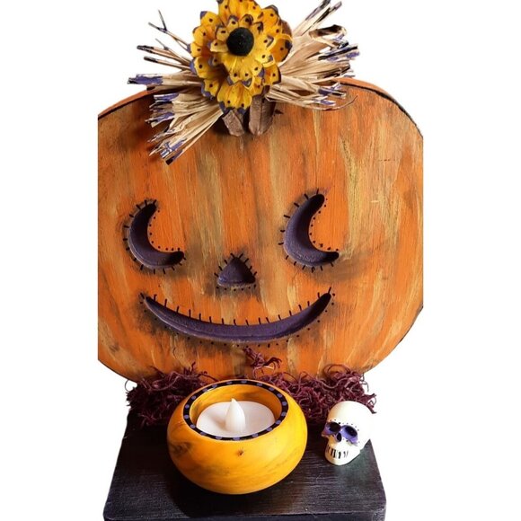 Handmade Halloween Wooden Pumpkin Tea Light Holder With Skull & Faux Candle Tabl - Picture 2 of 13